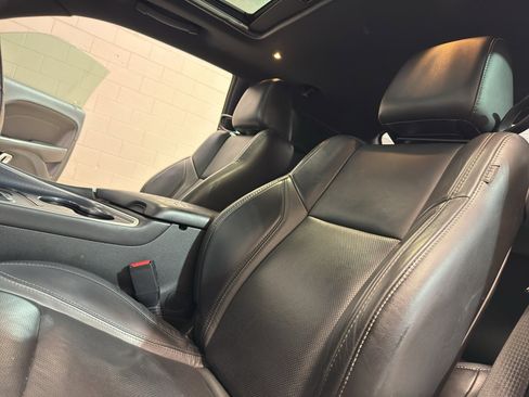 Used 2018 Dodge Challenger SXT Plus image 14