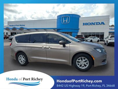 Used 2017 Chrysler Pacifica Touring