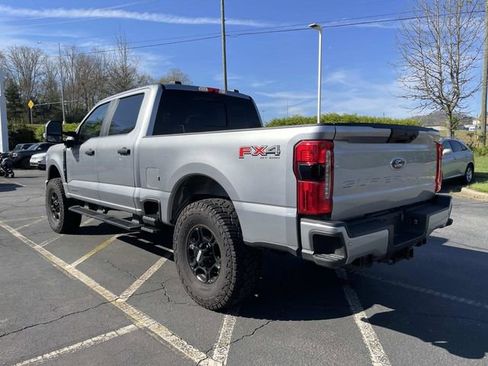 Used 2023 Ford F250 XL w/ STX Appearance Package image 3