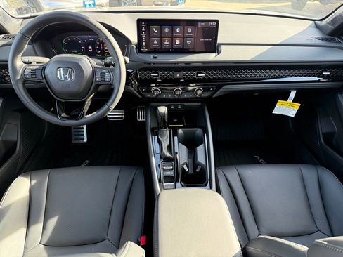 Certified 2025 Honda Accord Sport image 18