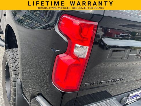 Used 2021 Chevrolet Silverado 1500 LT Trail Boss AWD/4WD image 34