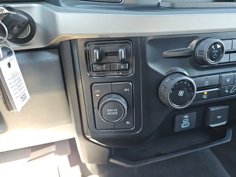 Used 2025 Ford F250 XLT AWD/4WD image 14
