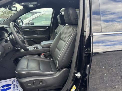 Used 2025 GMC Acadia Denali w/ LPO, All-Weather Package image 14