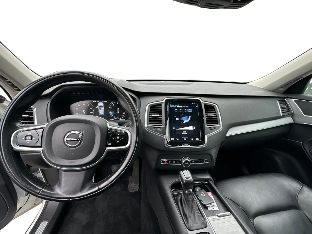 Used 2022 Volvo XC90 T5 Momentum AWD/4WD image 34