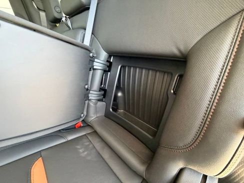 New 2026 GMC Sierra 1500 AT4 w/ AT4 Premium Package AWD/4WD image 19