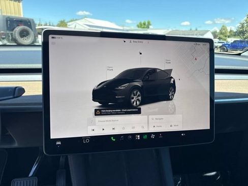 Used 2023 Tesla Model Y Long Range AWD/4WD image 25
