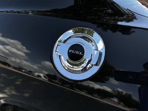 Used 2020 Dodge Challenger SXT RWD image 30