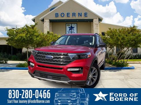 Used 2020 Ford Explorer XLT w/ Equipment Group 202A AWD/4WD image 1