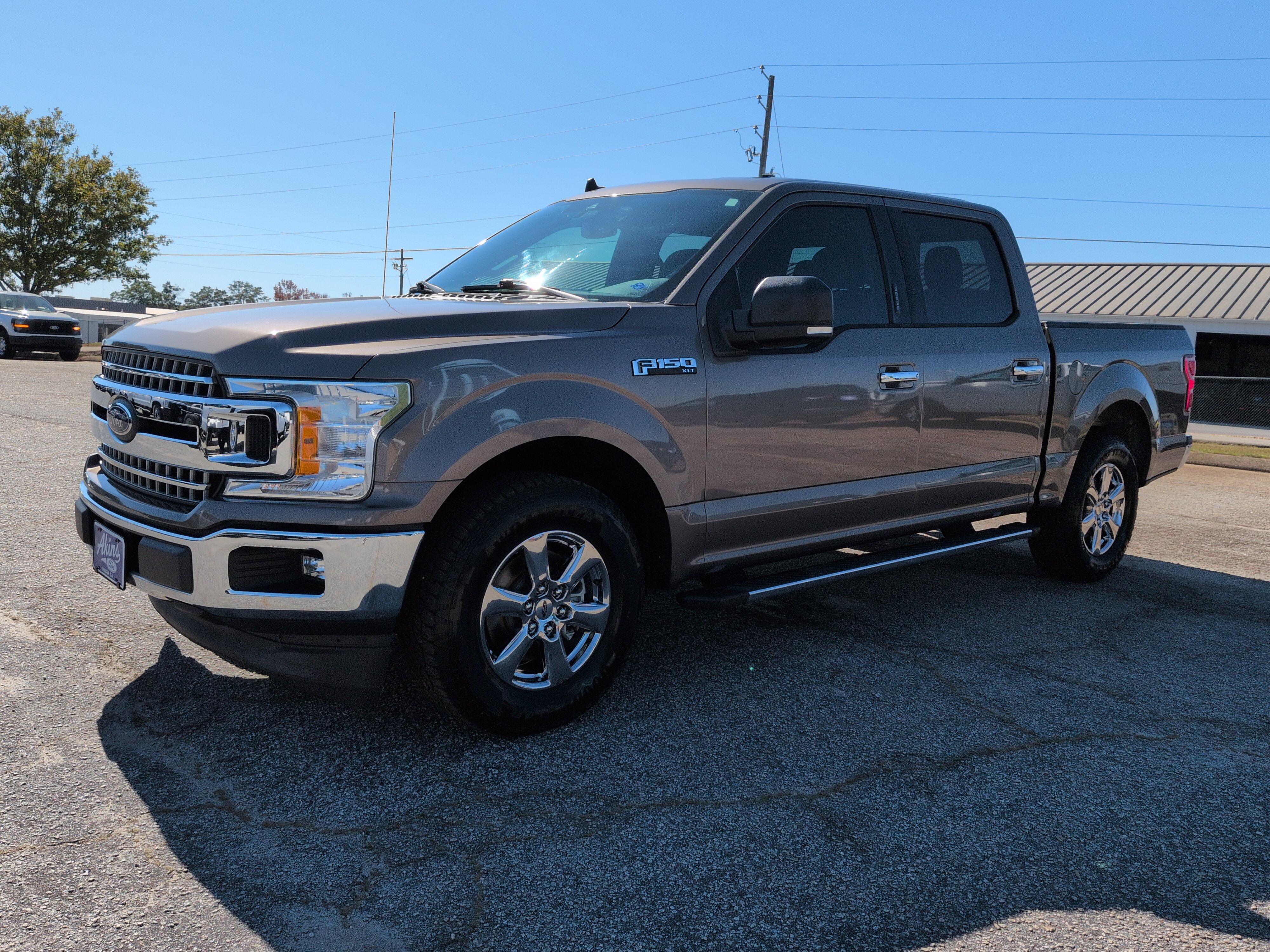 Certified 2020 Ford F150 XLT w/ Equipment Group 302A Luxury RWD image 6