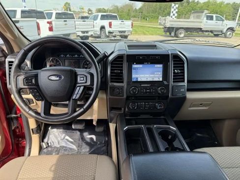 Used 2017 Ford F150 XLT w/ Equipment Group 302A Luxury AWD/4WD image 15