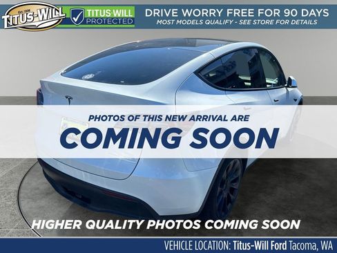 Used 2024 Tesla Model Y Long Range AWD/4WD image 5