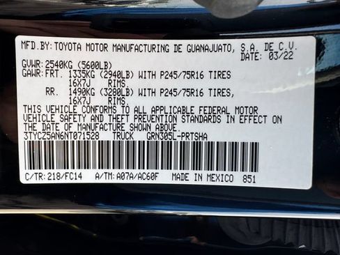 Used 2022 Toyota Tacoma SR5 AWD/4WD image 28