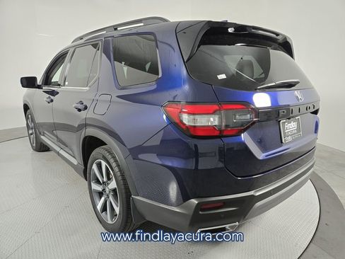 Used 2024 Honda Pilot Touring image 5