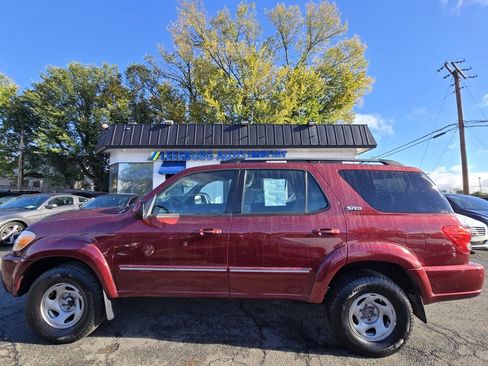 Used 2007 Toyota Sequoia SR5 image 5