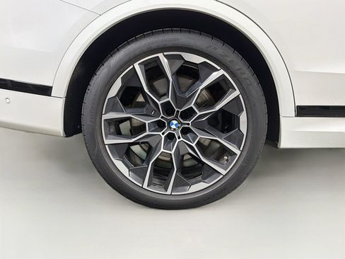 Used 2026 BMW X7 M60i AWD/4WD image 37