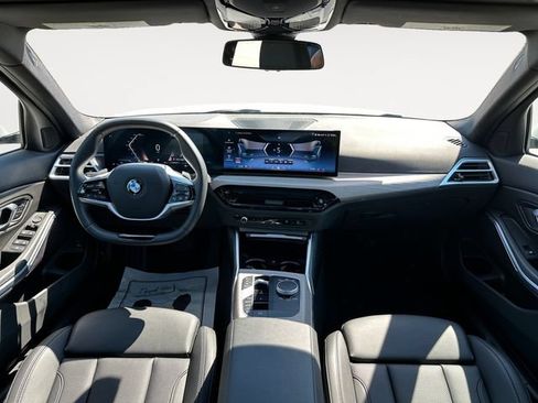 Used 2025 BMW 330i Sedan RWD image 10