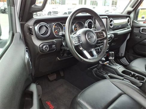 Used 2023 Jeep Wrangler Altitude image 14