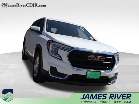 Used 2024 GMC Terrain SLE FWD image 6