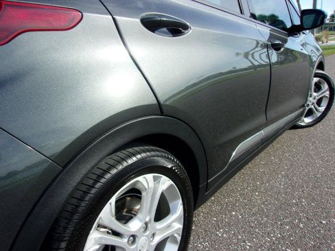 Used 2020 Chevrolet Bolt LT FWD image 13