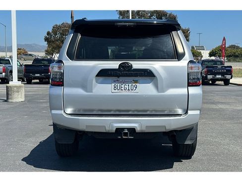 Used 2021 Toyota 4Runner Venture AWD/4WD image 5