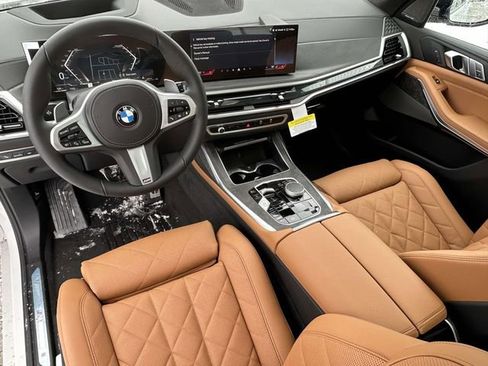 New 2026 BMW X7 xDrive40i w/ M Sport Package image 10