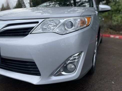 Used 2012 Toyota Camry XLE image 9