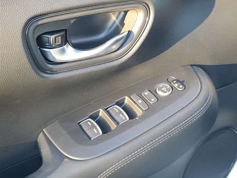 New 2026 Honda HR-V EX-L image 8