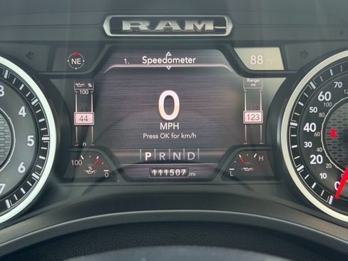 Used 2020 RAM 1500 Laramie AWD/4WD image 17