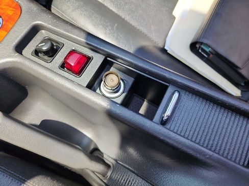 Used 2003 Mercedes-Benz SLK 320 image 29