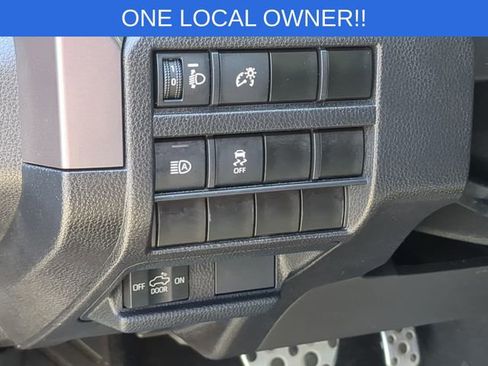 Used 2025 Toyota Tacoma TRD Sport AWD/4WD image 16