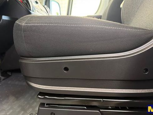 Used 2025 RAM ProMaster 2500 w/ U-Haul Equipment Group FWD image 13