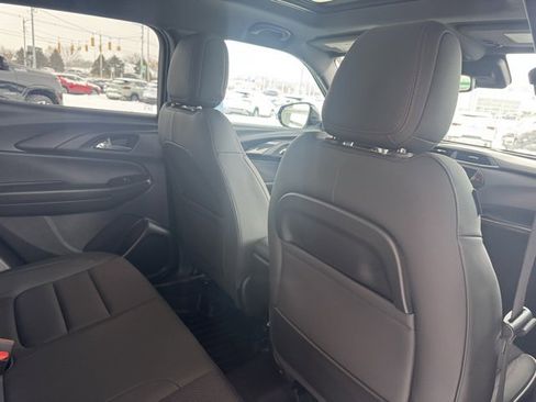 Certified 2023 Chevrolet TrailBlazer RS w/ Sun and Liftgate Package image 45