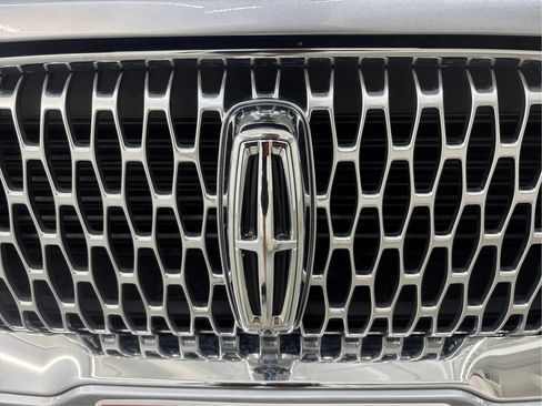Used 2021 Lincoln Corsair Reserve w/ Equipment Group 201A AWD/4WD image 34