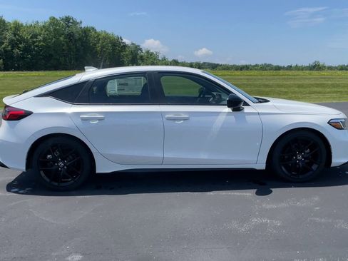 New 2025 Honda Civic Sport image 9