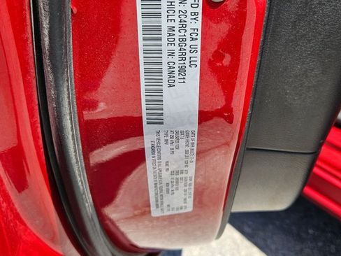 Used 2024 Chrysler Pacifica Touring-L w/ S Appearance Package FWD image 25