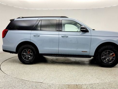 Used 2025 Ford Expedition Tremor AWD/4WD image 4