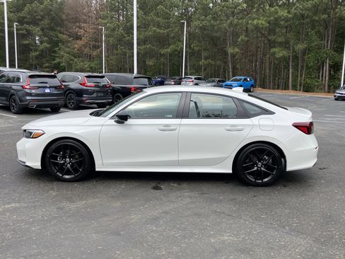 Used 2025 Honda Civic Sport image 7