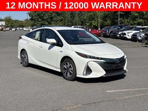 Used 2018 Toyota Prius Prime Premium FWD image 1