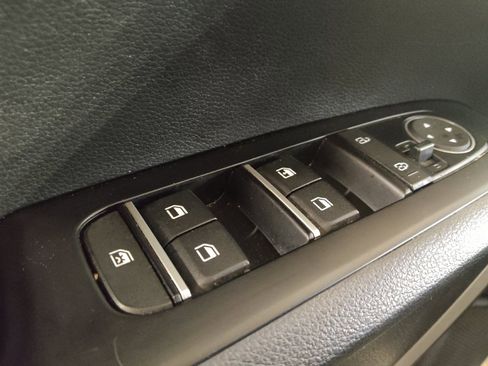 Used 2021 Kia Soul LX FWD image 27