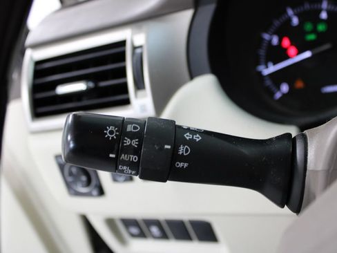 Used 2014 Lexus GX 460 w/ Premium Package AWD/4WD image 33