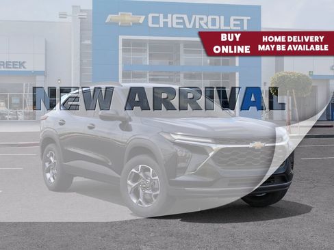 Used 2026 Chevrolet Trax LT w/ LT Convenience Package FWD image 1
