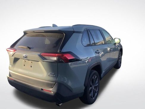 Used 2023 Toyota RAV4 XLE Premium AWD/4WD image 4