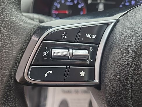 Used 2024 Kia Forte LXS image 18