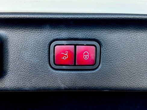 Used 2023 Mercedes-Benz S 580 4MATIC Sedan image 37