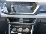 Used 2022 Volkswagen Taos SEL image 3