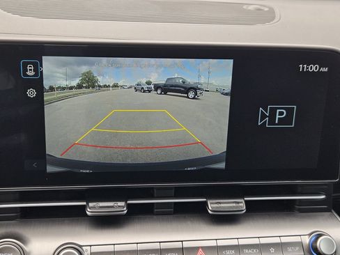 Used 2025 Hyundai Kona SEL AWD/4WD image 18