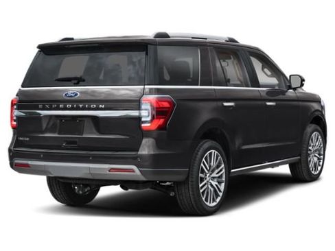 Used 2024 Ford Expedition Limited AWD/4WD image 3