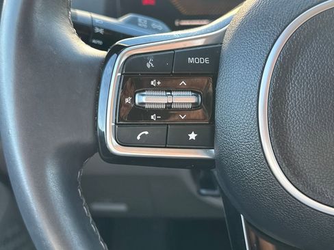 Certified 2025 Kia Carnival image 31