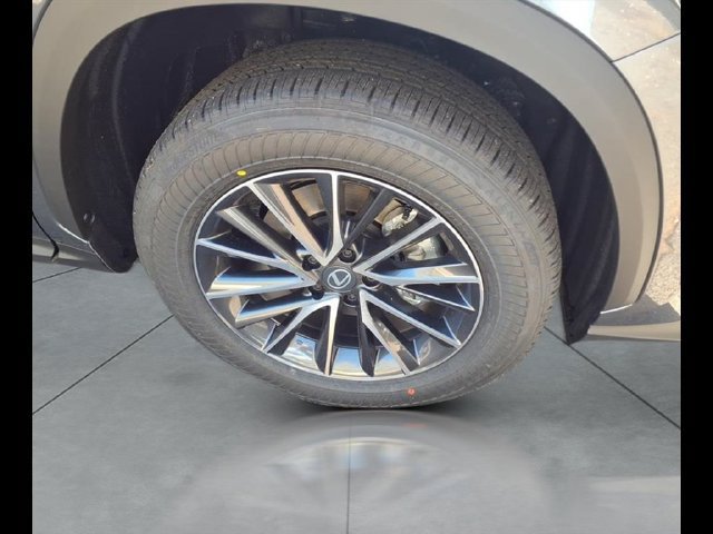 Certified 2026 Lexus NX 350h AWD w/ Accessory Package (2T) image 5
