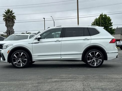 Used 2024 Volkswagen Tiguan SEL R-Line AWD/4WD image 5